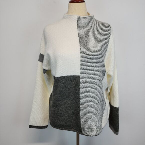 Cyrus Colorblock Mock Neck Sweater Size L Gray Cream Wool Blend Boxy Soft Chic - Picture 1 of 15